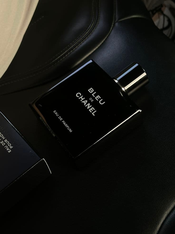 CHANEL hero